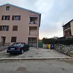 Apartment Gloria